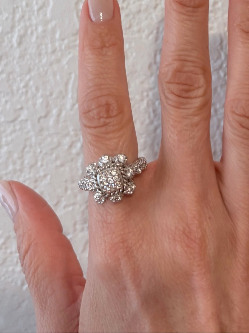 Judith Ripka Silver Floral Cluster Ring - Picture 7 of 7